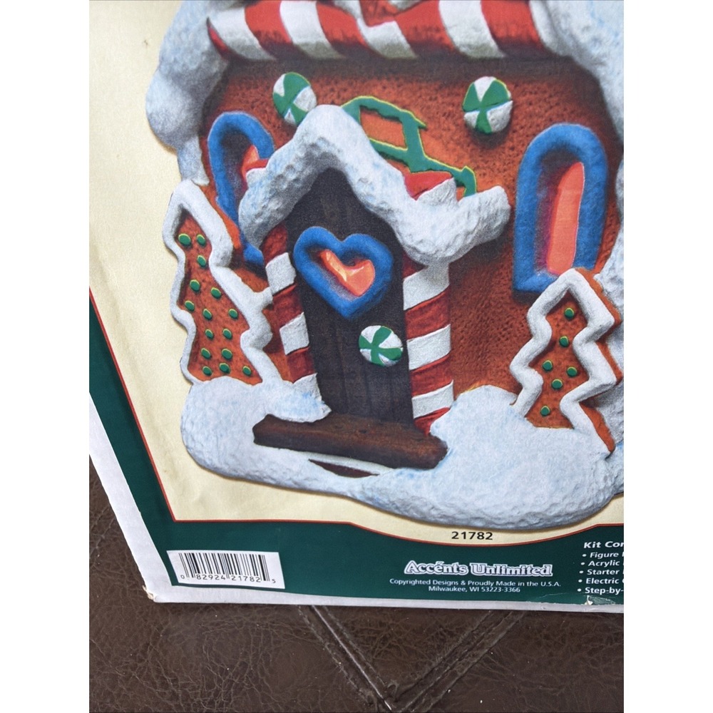 Accents Unlimited Wee Crafts Gingerbread House Lights Up Paint Kit Vintage *Read - Picture 13 of 16
